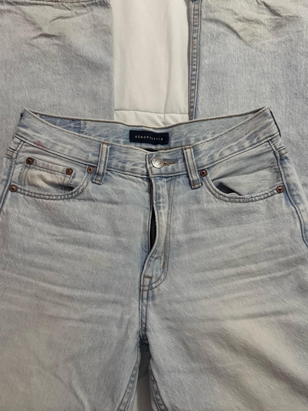 Aeropostale Men's Light Wash Straight Jeans - Pale Blue